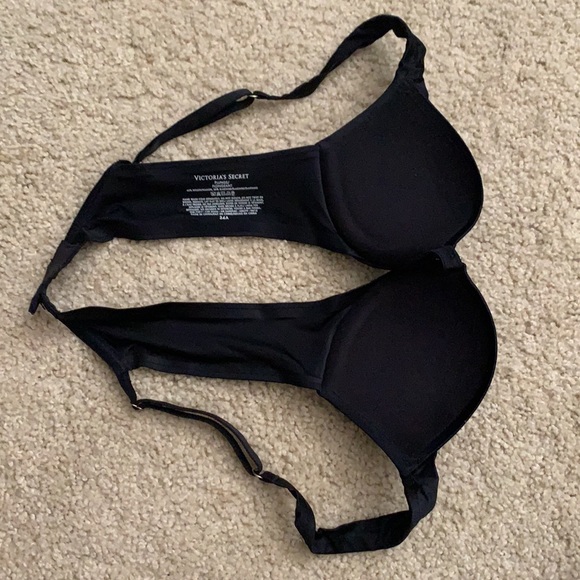 Victoria Secret Push Up Plunge Bra - Picture 3 of 3